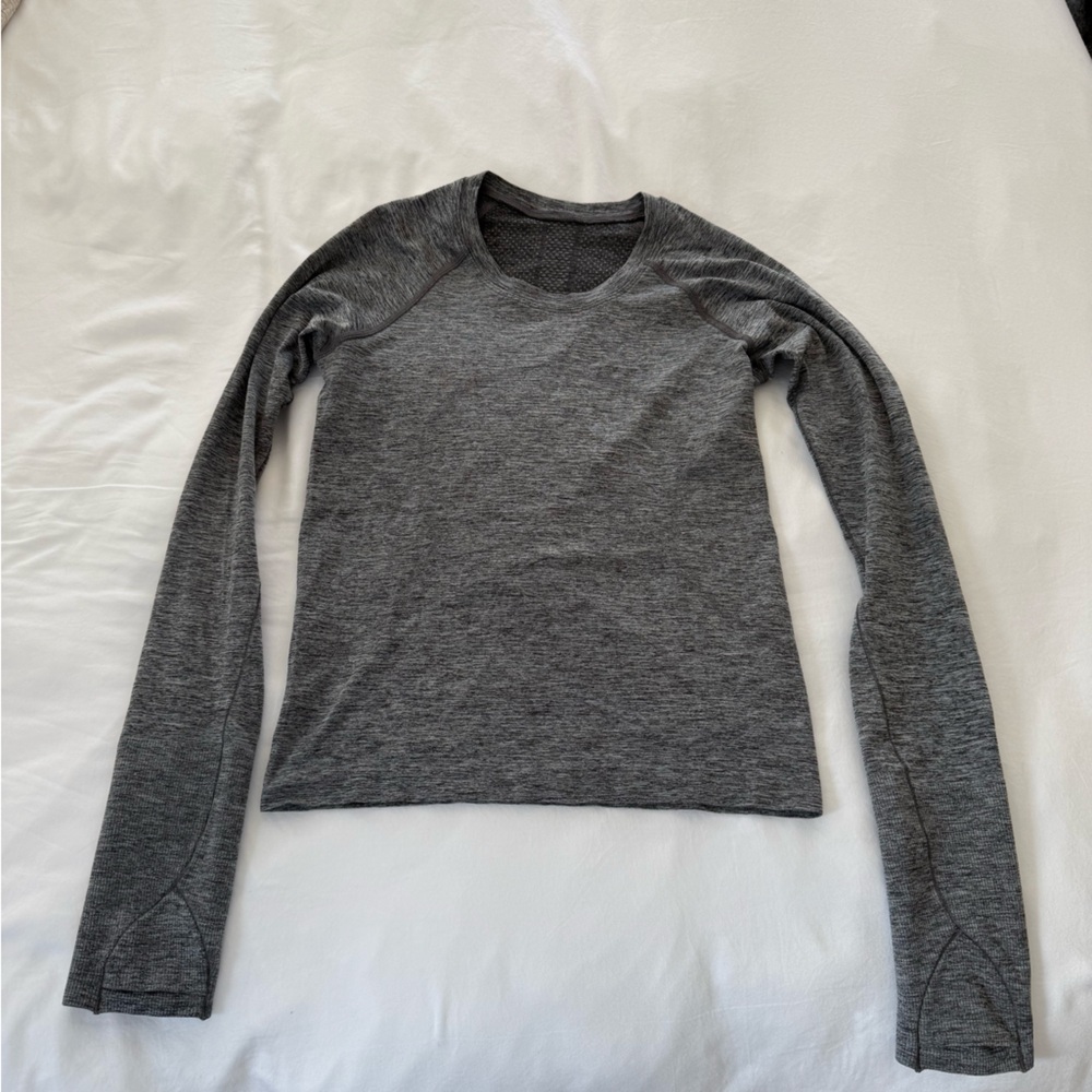 Lululemon Swiftly Tech Long Sleeve - Size 4